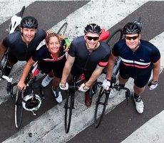 El equipo de ciclistas de CWT.