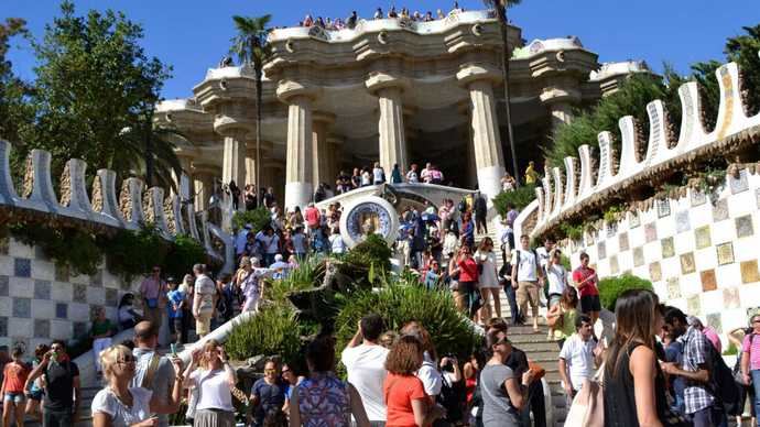 España logra nuevo récord con 85 millones de turistas internacionales en 2023