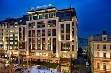 IHG cesará todas las operaciones hoteleras en Rusia
 