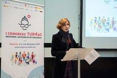 La secretaria de Estado de Turismo, Isabel Oliver, durante su intervención.