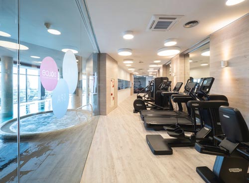 Dolce by Wyndham Sitges Barcelona reforma su piscina