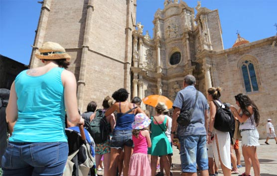 El Partido Popular reclama medidas para alargar la temporada de verano