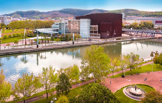 Euskalduna trabaja en 10 proyectos para ser más competitivo