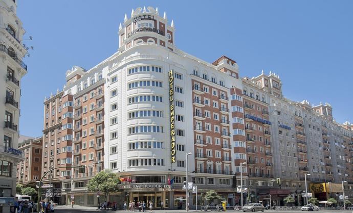 Fachada del hotel.