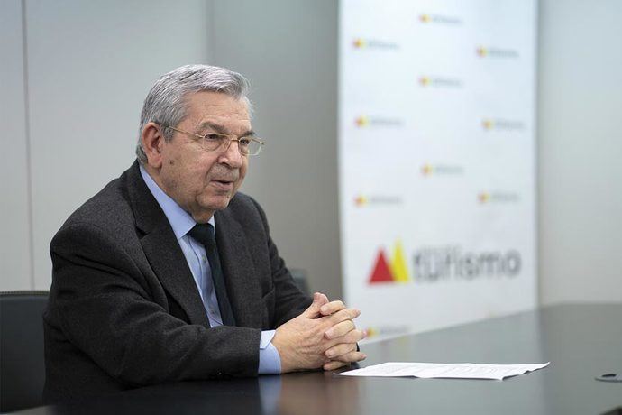 'Hacia un mejor conocimiento de la realidad Turística española'
