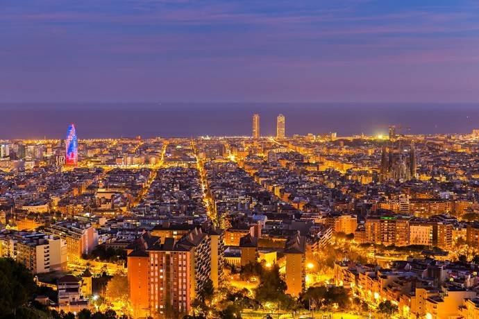 Mabrian estima un total de 15.800 pisos turísticos en Barcelona