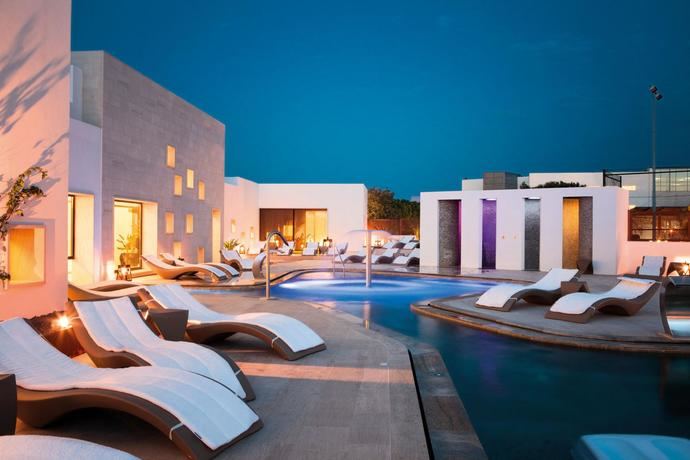 Hotel Palladium.