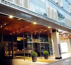 Entrada del hotel.