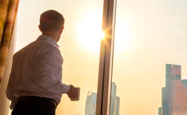 Las empresas pagan en hoteles un 14% más de lo negociado