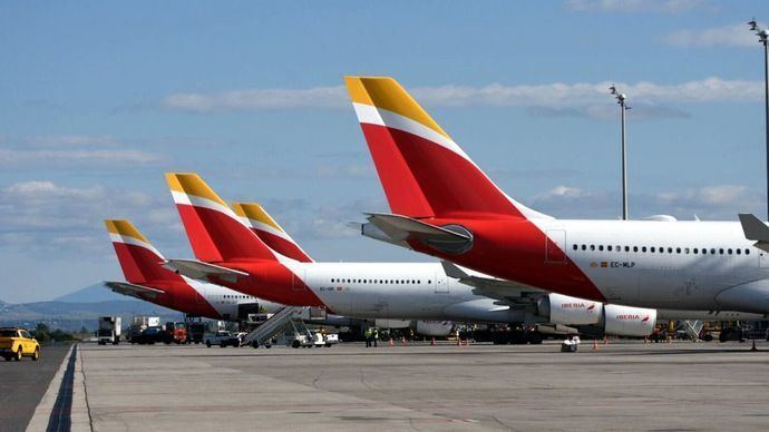 Iberia, tercera compañía aérea global más puntual en el mes de febrero