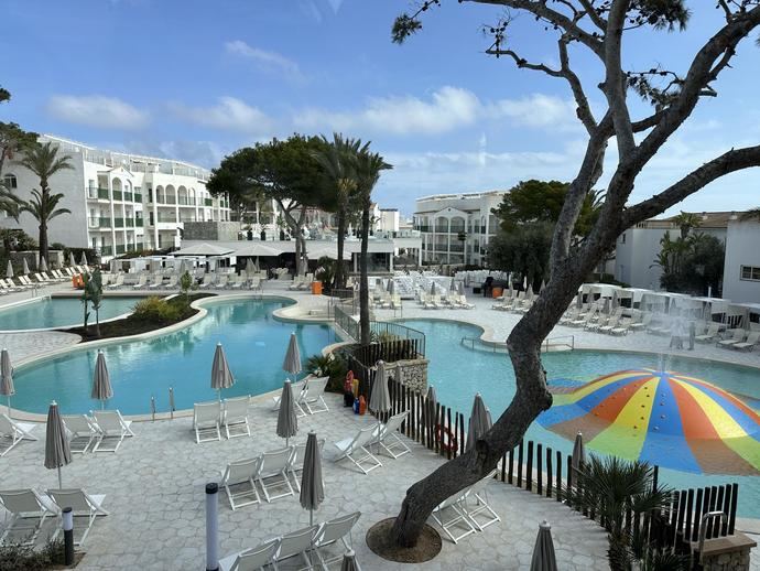 VIVA Cala Mesquida Resort reabre tras una renovación invernal 