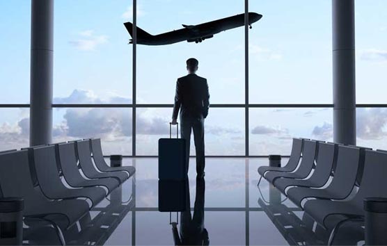 El avión es el principal gasto en los viajes de las empresas españolas