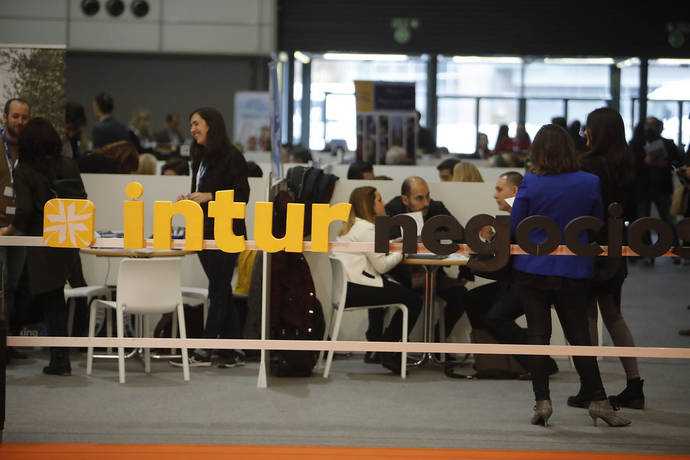 Más de un millar de empresas participan en Intur 2019