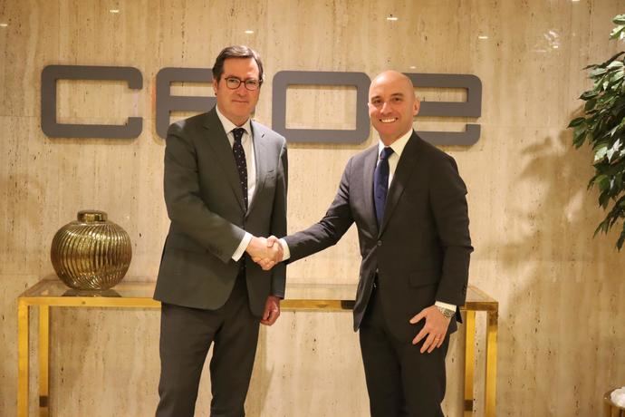 El operador ferriovario iryo se asocia como nuevo miembro de CEOE