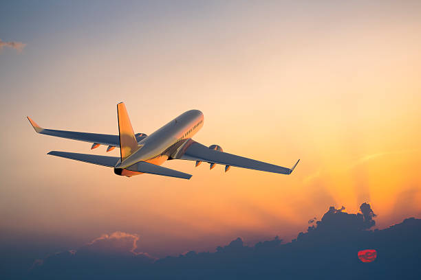 Los viajes de larga distancia desde España crecen un 233% respecto a 2021