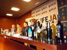 El Palacio de Congresos de Jaén acoge la presentación de los aceites 'Sierra Mágina'