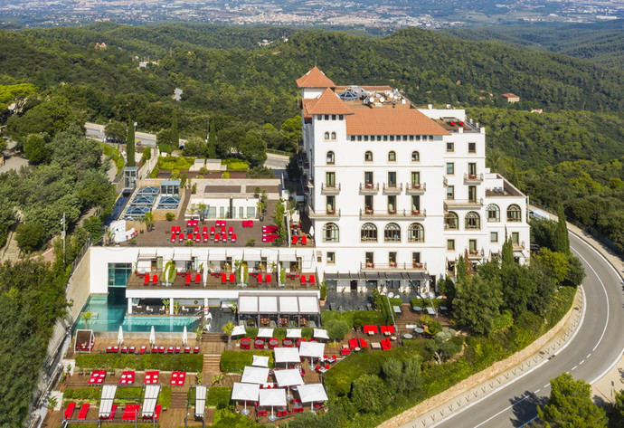 Atom Hoteles Socimi registra un beneficio de 43 millones en el primer semestre