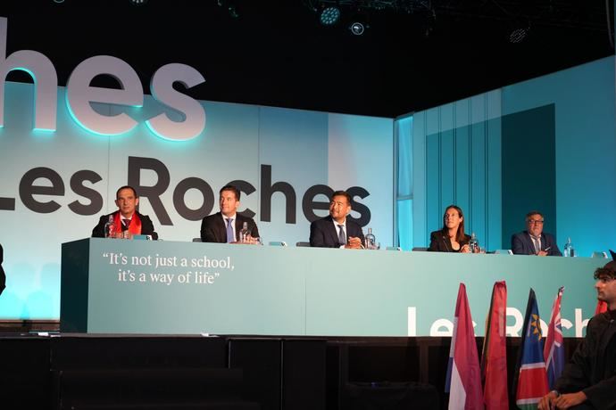 Les Roches Marbella gradúa a 306 alumnos de 73 países diferentes 