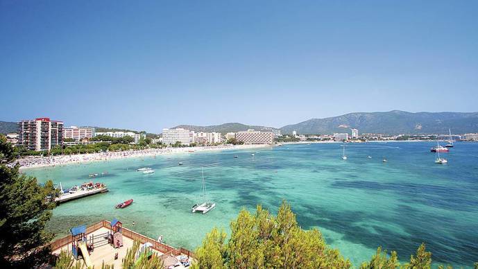 Los hoteleros de Magaluf celebra los sólidos datos de su última temporada 2016