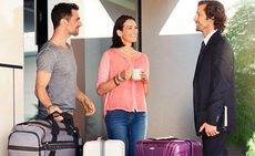 Lufthansa ofrece en Barcelona facturar la maleta desde casa