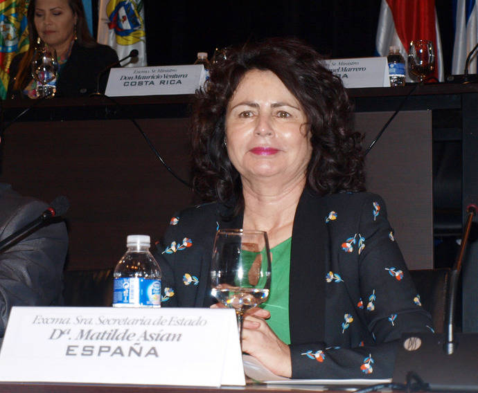Asián aboga por ‘adaptarse a los nuevos tiempos’