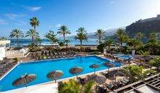 El nuevo hotel está situado en primera línea de playa.