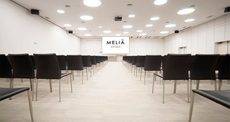 Una de las salas de reuniones del Hotel Meliá Sitges, sede de la convención.