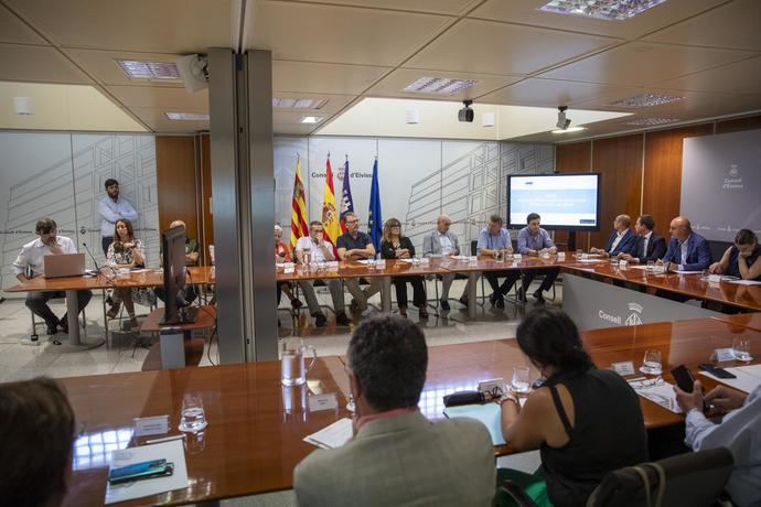Anuncio de la información.