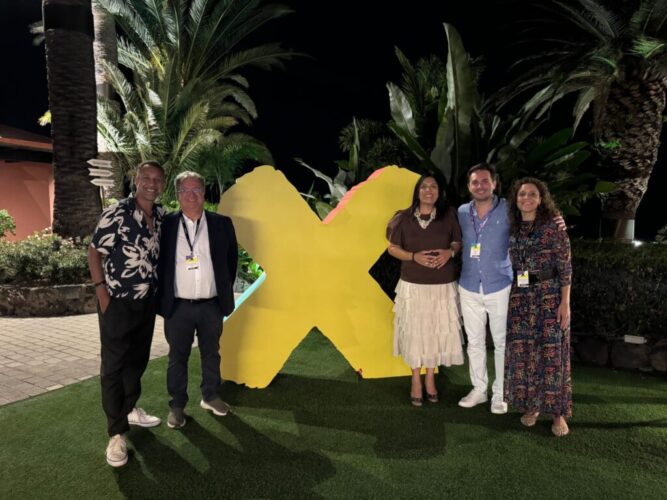 Tenerife recibe a un centenar de organizadores en el X by MICE Book