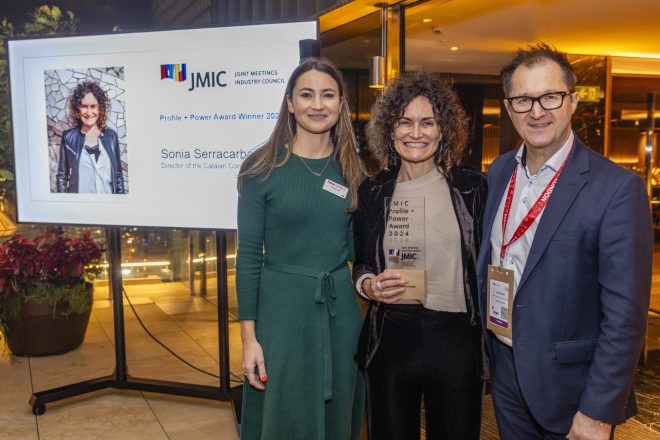 La directora del Cataluña Convention Bureau recibe un premio de JMIC