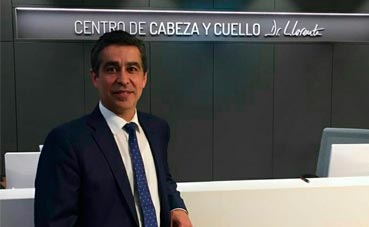 Oviedo Congresos reconoce la labor de Santiago Llorente