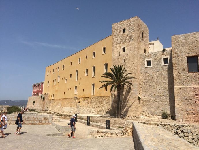 Protección de restos arqueológicos del parador
