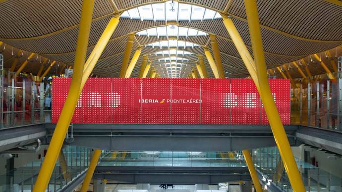 Satisfacción en Iberia con la acogida de su Puente Aéreo