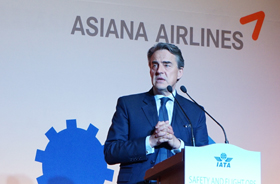 Las aerolíneas ganarán 6.120 millones menos