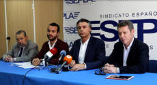 Representantes del sindicato y la aerolínea anunciaron el acuerdo.