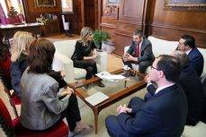 La visita de los representantes de la Federación Española de Diabetes al Ayuntamiento de Toledo.