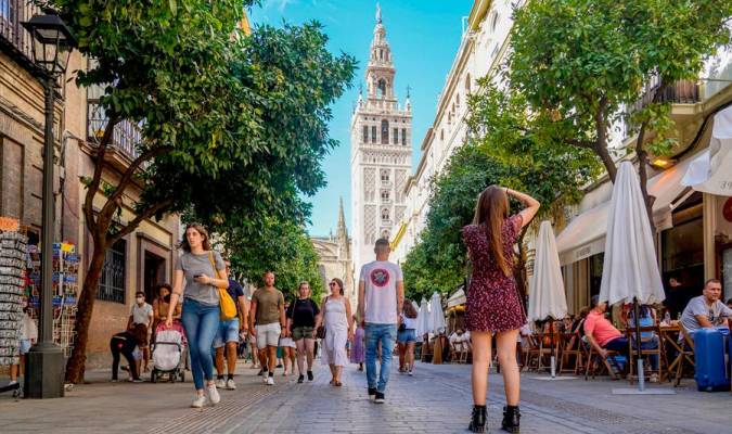 Se prevé que los españoles batan récord de gasto en 2025 con 55.000 millones
