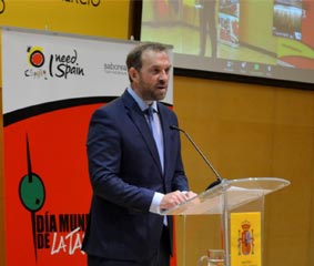 Valdés ensalza los test pero aún no valora los antígenos