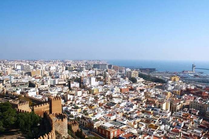 Arranca en Almería la celebración del III Foro UNAV