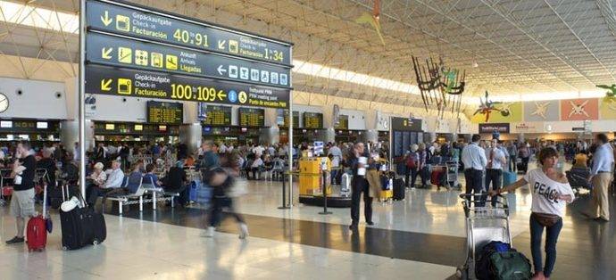 La capacidad aérea cae un 3% en el arranque de año